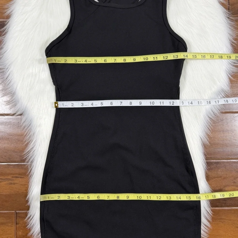 Lululemon Women's SIze 6 ? Black Picnic Play Sleeveless Midi Dress